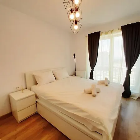 Apartment Bright&cozy C1 *